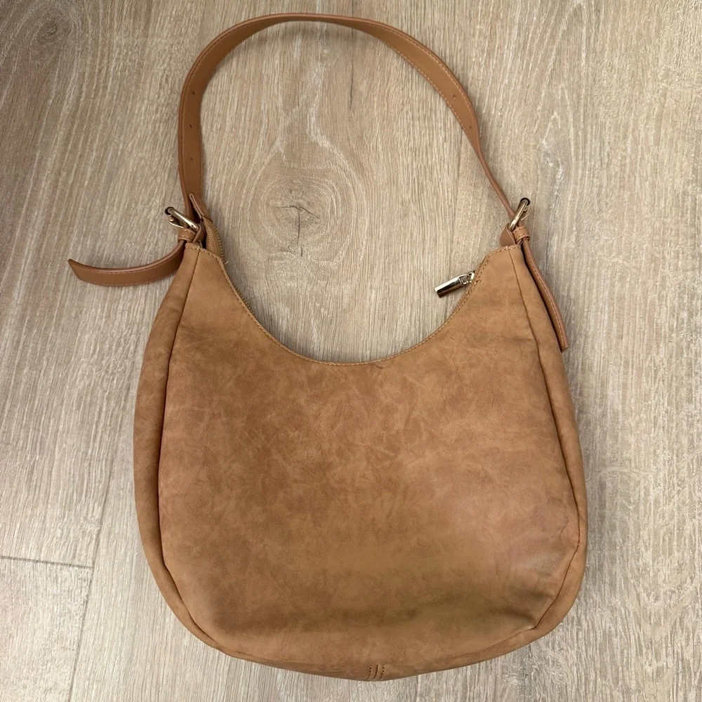 4th + Reckless Vegan Suede Crescent Bag Chic Tan Hobo Purse